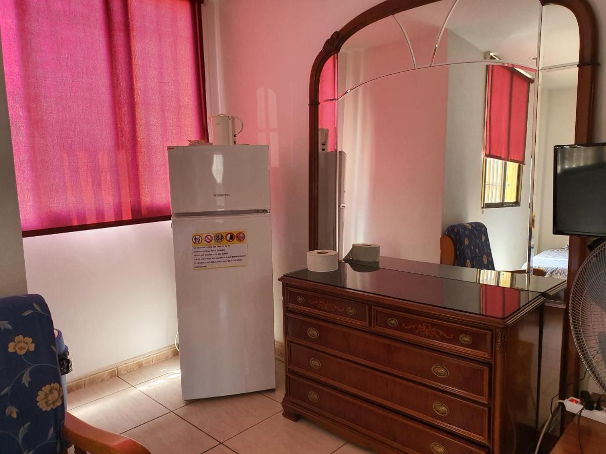 Doramas Private Rooms Shared Toilet Playa del Ingles  Luaran gambar